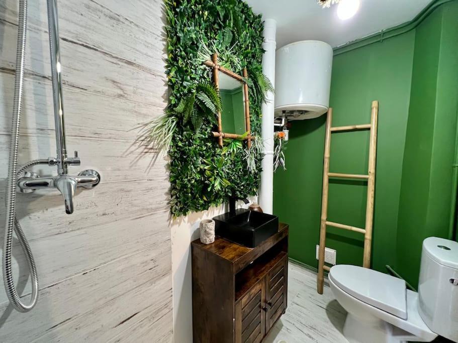 Nuit Dans La Jungle - Love Room Souppes-sur-Loing Esterno foto