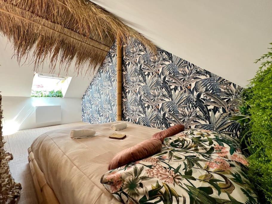 Nuit Dans La Jungle - Love Room Souppes-sur-Loing Esterno foto