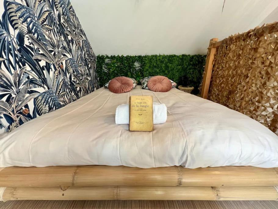 Nuit Dans La Jungle - Love Room Souppes-sur-Loing Esterno foto